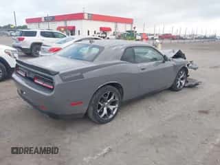 2017 Dodge Challenger SXT Plus с VIN 2C3CDZAG4HH544689, выставлен на аукционе IAAI как лот 42244595 с пробегом 99 838 миль миль и . История ставок и продаж доступна на DreamBid. Изображение 4.