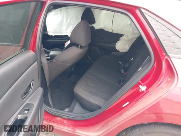 ✅ 2025 Hyundai Elantra SEL Sport • VIN: KMHLM4DGXSU889073 • Lot: 43027867. Listed on IAAI with 7,473 mi. Free auction sales archive from the USA and detailed vehicle history report at DreamBid. Image 8.