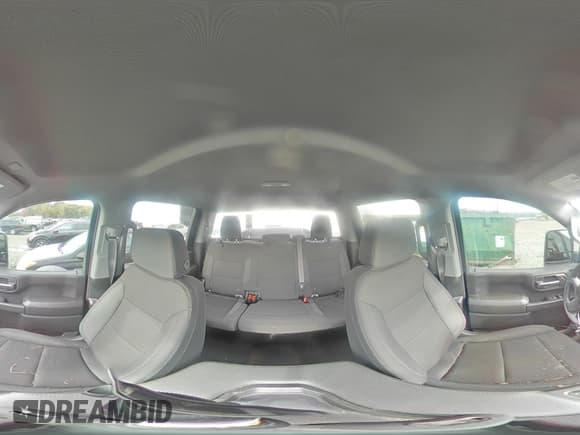 ✅ 2024 Chevrolet Silverado 2500HD Custom • VIN: 1GC4YMEY7RF468334 • Lot: 85898955. Wystawiony na Copart z przebiegiem 4 955 mil. Bezpłatny archiwum sprzedaży aukcyjnych z USA i szczegółowy raport historii pojazdu na DreamBid. Zdjęcie 13.