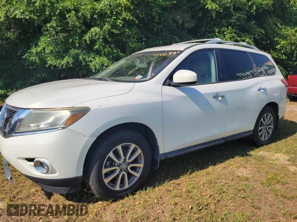 ✅ 2014 Nissan Pathfinder S • VIN: 5N1AR2MNXEC650905 • Lot: 42340137. Wystawiony na IAAI z przebiegiem 140 029 mil. Bezpłatny archiwum sprzedaży aukcyjnych z USA i szczegółowy raport historii pojazdu na DreamBid. Zdjęcie 1.