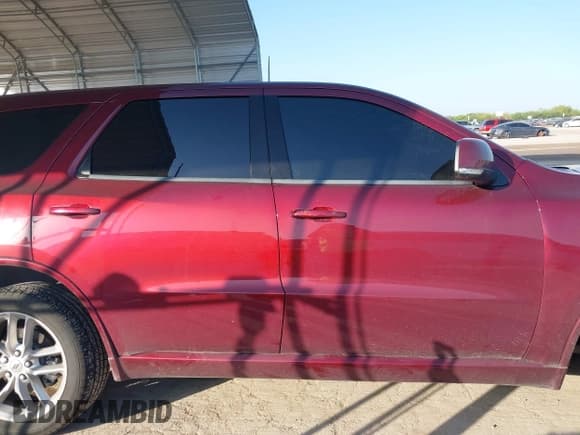 ✅ 2022 Dodge Durango R/T • VIN: 1C4SDHCT1NC226412 • Lot: 42002852. Wystawiony na IAAI z przebiegiem 56 916 mil. Bezpłatny archiwum sprzedaży aukcyjnych z USA i szczegółowy raport historii pojazdu na DreamBid. Zdjęcie 14.