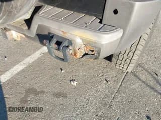 ✅ 2006 Hummer H3 • VIN: 5GTDN136168112821 • Lot: 43544285. Wystawiony na IAAI z przebiegiem 201 055 mil. Bezpłatny archiwum sprzedaży aukcyjnych z USA i szczegółowy raport historii pojazdu na DreamBid. Zdjęcie 6.