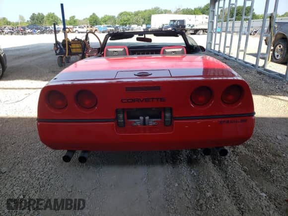 1989 Chevrolet Corvette with VIN 1G1YY3186K5112706, listed as a Copart auction lot 60159445 with 91,514 mi miles and Salvage title. Bid and sale history available at DreamBid. Image 6.