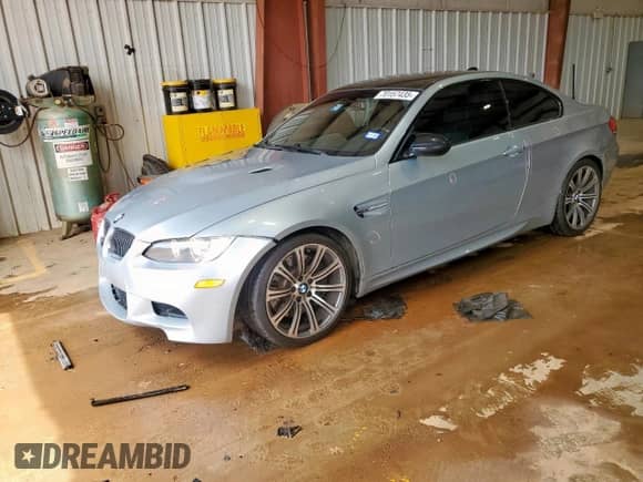 2008 BMW 3 Series M3 с VIN WBSWD93598PY42616, выставлен на аукционе Copart как лот 70157435 с пробегом 142 816 миль миль и Списание • Salvage title. История ставок и продаж доступна на DreamBid. Изображение 1.