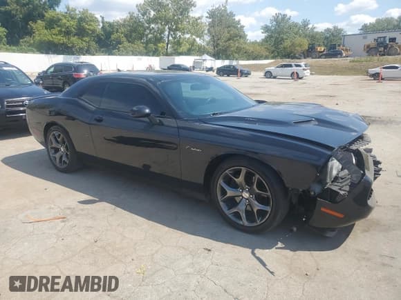 ✅ 2015 Dodge Challenger R/T Plus • VIN: 2C3CDZBT1FH757673 • Lot: 71425035. Wystawiony na Copart z przebiegiem 100 544 mil. Bezpłatny archiwum sprzedaży aukcyjnych z USA i szczegółowy raport historii pojazdu na DreamBid. Zdjęcie 4.