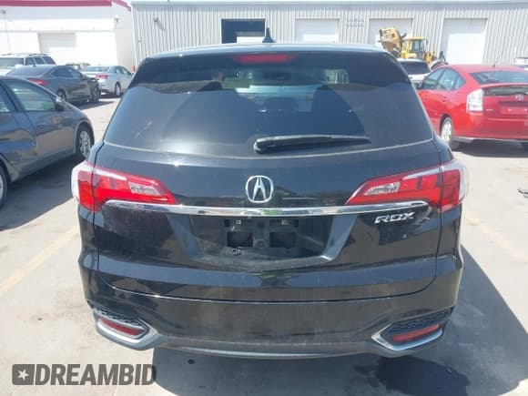 ✅ 2017 Acura RDX Technology • VIN: 5J8TB3H56HL014036 • Lot: 41980079. Wystawiony na IAAI z przebiegiem 124 683 mil. Bezpłatny archiwum sprzedaży aukcyjnych z USA i szczegółowy raport historii pojazdu na DreamBid. Zdjęcie 16.