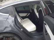 ✅ 2020 Tesla Model 3 Performance • VIN: 5YJ3E1EC2LF784212 • Lot: 43627605. Wystawiony na IAAI z przebiegiem 148 374 mil. Bezpłatny archiwum sprzedaży aukcyjnych z USA i szczegółowy raport historii pojazdu na DreamBid. Zdjęcie 8.