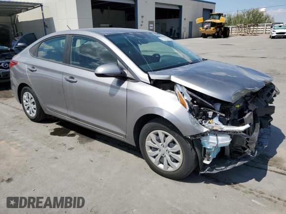 ✅ 2022 Hyundai Accent SEL • VIN: 3KPC24A66NE186885 • Лот: 71718444. Опубликован ранее на Copart с пробегом 10 485 миль. Бесплатный доступ к архиву аукционных продаж из США и подробный отчёт об истории автомобиля на DreamBid. Изображение 4.