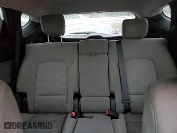 ✅ 2017 Hyundai Santa Fe 2.4L • VIN: 5NMZT3LB6HH032007 • Лот: 90049895. Опубликован ранее на Copart с пробегом 145 965 миль. Бесплатный доступ к архиву аукционных продаж из США и подробный отчёт об истории автомобиля на DreamBid. Изображение 10.