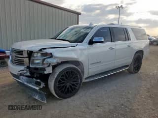 2018 Chevrolet Suburban Premier z VIN 1GNSKJKC8JR173544, wystawiony jako Copart lot #71486535 z przebiegiem 120 999 mil mil oraz Czysty tytuł • Clean title. Historia ofert i sprzedaży dostępna na DreamBid. Obrazek 1.