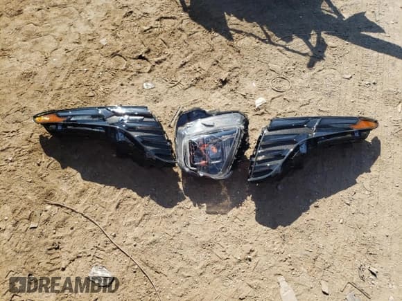 ✅ 2024 Hyundai Tucson N Line • VIN: KM8JFCD1XRU164252 • Lot: 70608304. Wystawiony na Copart z przebiegiem 15 302 mil. Bezpłatny archiwum sprzedaży aukcyjnych z USA i szczegółowy raport historii pojazdu na DreamBid. Zdjęcie 13.