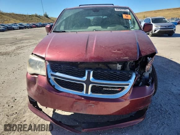 ✅ 2019 Dodge Grand Caravan SXT • VIN: 2C4RDGCG5KR585468 • Lot: 84562505. Wystawiony na Copart z przebiegiem 164 267 mil. Bezpłatny archiwum sprzedaży aukcyjnych z USA i szczegółowy raport historii pojazdu na DreamBid. Zdjęcie 5.