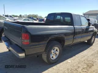 ✅ 2001 Dodge 1500 • VIN: 3B7HC13Y31G199091 • Лот: 74186904. Опубликован ранее на Copart с пробегом 140 674 миль. Бесплатный доступ к архиву аукционных продаж из США и подробный отчёт об истории автомобиля на DreamBid. Изображение 3.