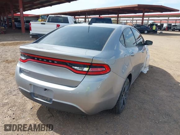✅ 2015 Dodge Dart SE • VIN: 1C3CDFAA8FD311483 • Лот: 43130526. Опубликован ранее на IAAI с пробегом 87 872 миль. Бесплатный доступ к архиву аукционных продаж из США и подробный отчёт об истории автомобиля на DreamBid. Изображение 4.