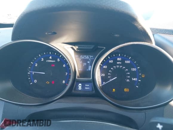 ✅ 2013 Hyundai Veloster Turbo • VIN: KMHTC6AE8DU107616 • Lot: 41293348. Wystawiony na IAAI z przebiegiem 152 567 mil. Bezpłatny archiwum sprzedaży aukcyjnych z USA i szczegółowy raport historii pojazdu na DreamBid. Zdjęcie 7.