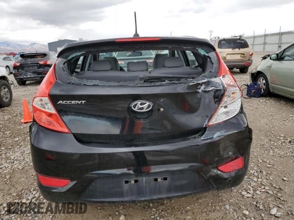 ✅ 2014 Hyundai Accent SE • VIN: KMHCU5AE0EU158438 • Лот: 79016584. Опубликован ранее на Copart с пробегом 104 774 миль. Бесплатный доступ к архиву аукционных продаж из США и подробный отчёт об истории автомобиля на DreamBid. Изображение 6.