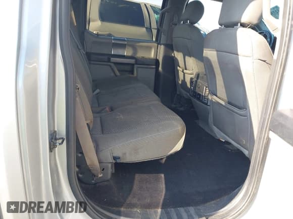 ✅ 2020 Ford F-150 XL • VIN: 1FTEW1E56LKD43662 • Lot: 42730424. Wystawiony na IAAI z przebiegiem 162 102 mil. Bezpłatny archiwum sprzedaży aukcyjnych z USA i szczegółowy raport historii pojazdu na DreamBid. Zdjęcie 8.