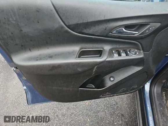 ✅ 2024 Chevrolet Equinox LT • VIN: 3GNAXTEG1RL201484 • Лот: 43726968. Опубликован ранее на IAAI с пробегом 55 448 миль. Бесплатный доступ к архиву аукционных продаж из США и подробный отчёт об истории автомобиля на DreamBid. Изображение 27.