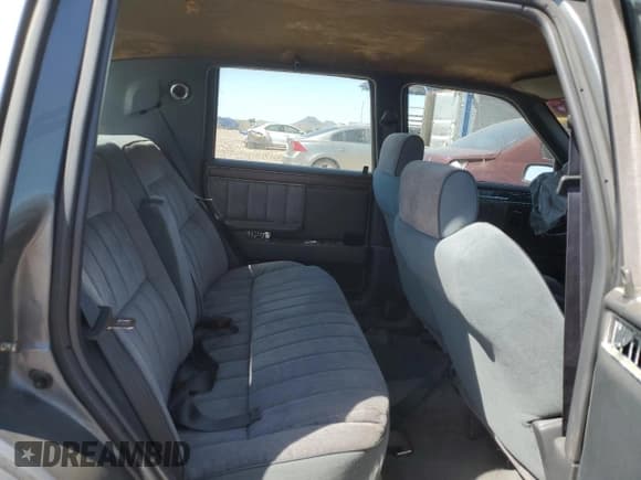 ✅ 1991 Dodge Dynasty LE • VIN: 1B3XC56R9MD115785 • Lot: 48073715. Listed on Copart with 64,483 mi. Free auction sales archive from the USA and detailed vehicle history report at DreamBid. Image 10.