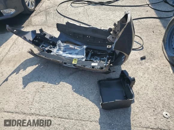 ✅ 2011 Chevrolet Malibu 1LT • VIN: 1G1ZC5E15BF222023 • Lot: 62998674. Listed on Copart with Not provided. Free auction sales archive from the USA and detailed vehicle history report at DreamBid. Image 12.