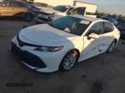 ✅ 2019 Toyota Camry SE • VIN: 4T1B11HK5KU832927 • Lot: 43274403. Listed on IAAI with 84,557 mi. Free auction sales archive from the USA and detailed vehicle history report at DreamBid. Image 17.