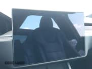 ✅ 2022 Tesla Model X Plaid • VIN: 7SAXCBE66NF351490 • Лот: 42407605. Опубликован ранее на IAAI с пробегом Не указан. Бесплатный доступ к архиву аукционных продаж из США и подробный отчёт об истории автомобиля на DreamBid. Изображение 17.