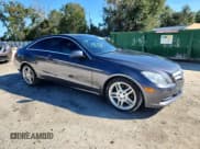 ✅ 2013 Mercedes-Benz E 350 • VIN: WDDKJ5KB3DF183310 • Lot: 92109005. Listed on Copart with 97,156 mi. Free auction sales archive from the USA and detailed vehicle history report at DreamBid. Image 4.
