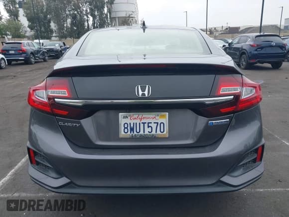 ✅ 2019 Honda Clarity • VIN: JHMZC5F19KC004284 • Lot: 42402813. Wystawiony na IAAI z przebiegiem 53 494 mil. Bezpłatny archiwum sprzedaży aukcyjnych z USA i szczegółowy raport historii pojazdu na DreamBid. Zdjęcie 17.