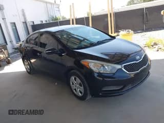 ✅ 2015 Kia Forte LX • VIN: KNAFK4A68F5404008 • Lot: 43179215. Wystawiony na IAAI z przebiegiem 178 760 mil. Bezpłatny archiwum sprzedaży aukcyjnych z USA i szczegółowy raport historii pojazdu na DreamBid. Zdjęcie 1.