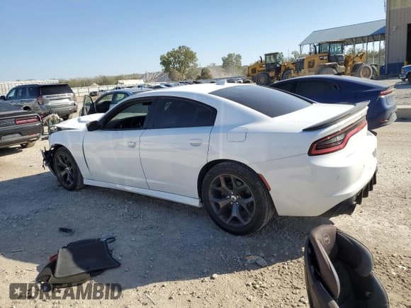 ✅ 2018 Dodge Charger R/T • VIN: 2C3CDXCT1JH188612 • Лот: 87457185. Опубликован ранее на Copart с пробегом 149 608 миль. Бесплатный доступ к архиву аукционных продаж из США и подробный отчёт об истории автомобиля на DreamBid. Изображение 2.