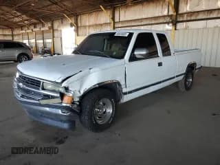 ✅ 1994 Chevrolet Silverado 1500 • VIN: 2GCEC19K9R1318207 • Lot: 90920665. Wystawiony na Copart z przebiegiem 237 120 mil. Bezpłatny archiwum sprzedaży aukcyjnych z USA i szczegółowy raport historii pojazdu na DreamBid. Zdjęcie 1.