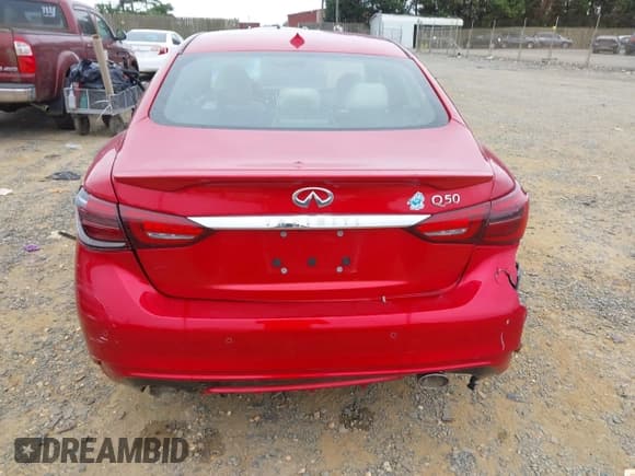 ✅ 2022 Infiniti Q50 Sensory • VIN: JN1EV7CP4NM310888 • Lot: 42869597. Wystawiony na IAAI z przebiegiem 32 893 mil. Bezpłatny archiwum sprzedaży aukcyjnych z USA i szczegółowy raport historii pojazdu na DreamBid. Zdjęcie 15.