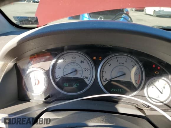 ✅ 2009 Chrysler Town & Country LX • VIN: 2A8HR44E79R561233 • Lot: 90705535. Wystawiony na Copart z przebiegiem 244 257 mil. Bezpłatny archiwum sprzedaży aukcyjnych z USA i szczegółowy raport historii pojazdu na DreamBid. Zdjęcie 9.