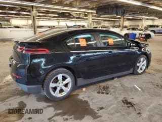 ✅ 2013 Chevrolet Volt • VIN: 1G1RA6E47DU137656 • Lot: 57665024. Wystawiony na Copart z przebiegiem Nie podano. Bezpłatny archiwum sprzedaży aukcyjnych z USA i szczegółowy raport historii pojazdu na DreamBid. Zdjęcie 3.