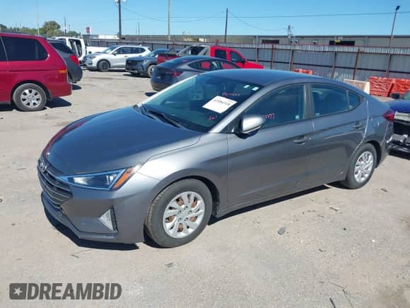 2019 Hyundai Elantra SE с VIN 5NPD74LF2KH419770, выставлен на аукционе IAAI как лот 43584318 с пробегом 127 673 миль миль и . История ставок и продаж доступна на DreamBid. Изображение 17.