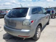 ✅ 2010 Mazda CX-7 SV • VIN: JM3ER2W5XA0301538 • Lot: 42644700. Wystawiony na IAAI z przebiegiem 217 857 mil. Bezpłatny archiwum sprzedaży aukcyjnych z USA i szczegółowy raport historii pojazdu na DreamBid. Zdjęcie 4.