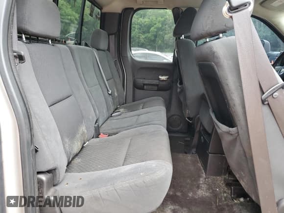 ✅ 2009 Chevrolet Silverado 2500HD LT • VIN: 1GCHK59KX9E127286 • Лот: 59384965. Опубликован ранее на Copart с пробегом 303 202 миль. Бесплатный доступ к архиву аукционных продаж из США и подробный отчёт об истории автомобиля на DreamBid. Изображение 10.