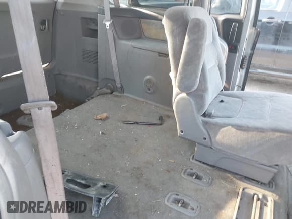 ✅ 2002 Honda Odyssey EX • VIN: 2HKRL18622H529775 • Lot: 43034668. Listed on IAAI with 178,858 mi. Free auction sales archive from the USA and detailed vehicle history report at DreamBid. Image 8.