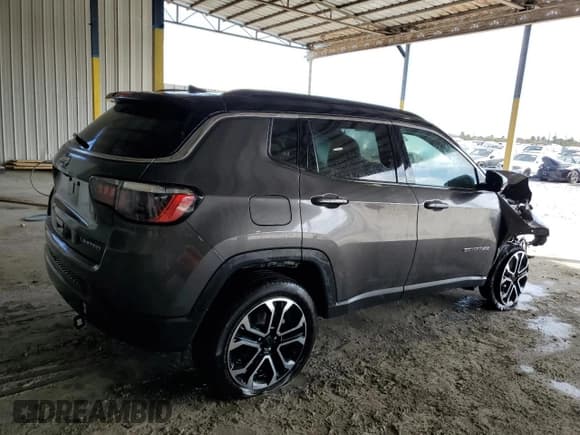 ✅ 2023 Jeep Compass Limited • VIN: 3C4NJDCN4PT564779 • Лот: 46631915. Опубликован ранее на Copart с пробегом 15 751 миль. Бесплатный доступ к архиву аукционных продаж из США и подробный отчёт об истории автомобиля на DreamBid. Изображение 3.