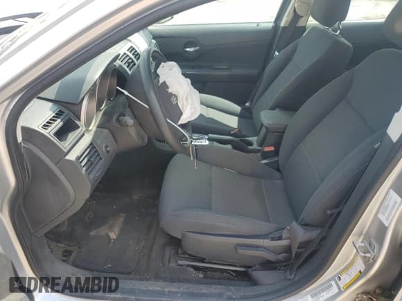 ✅ 2010 Dodge Avenger SXT • VIN: 1B3CC4FB7AN189742 • Lot: 63612184. Wystawiony na Copart z przebiegiem Nie podano. Bezpłatny archiwum sprzedaży aukcyjnych z USA i szczegółowy raport historii pojazdu na DreamBid. Zdjęcie 7.