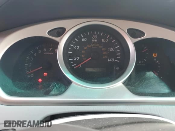 ✅ 2004 Toyota Highlander • VIN: JTEDP21A640003664 • Lot: 85199355. Wystawiony na Copart z przebiegiem 258 296 mil. Bezpłatny archiwum sprzedaży aukcyjnych z USA i szczegółowy raport historii pojazdu na DreamBid. Zdjęcie 9.