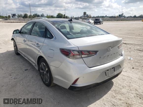 ✅ 2018 Hyundai Sonata Limited • VIN: KMHE34L39JA087379 • Лот: 44795662. Опубликован ранее на Copart с пробегом Не указан. Бесплатный доступ к архиву аукционных продаж из США и подробный отчёт об истории автомобиля на DreamBid. Изображение 3.