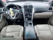 ✅ 2014 Ford Explorer Limited • VIN: 1FM5K7F82EGB12038 • Lot: 85961035. Wystawiony na Copart z przebiegiem 154 461 mil. Bezpłatny archiwum sprzedaży aukcyjnych z USA i szczegółowy raport historii pojazdu na DreamBid. Zdjęcie 8.