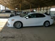 ✅ 2018 Toyota Camry LE • VIN: 4T1B11HK8JU124699 • Lot: 82579445. Wystawiony na Copart z przebiegiem 132 290 mil. Bezpłatny archiwum sprzedaży aukcyjnych z USA i szczegółowy raport historii pojazdu na DreamBid. Zdjęcie 13.