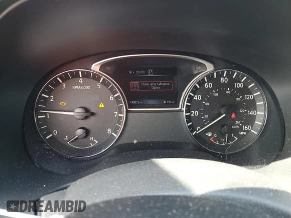 ✅ 2016 Nissan Pathfinder SV • VIN: 5N1AR2MM3GC622258 • Lot: 53567445. Listed on Copart with 142,021 mi. Free auction sales archive from the USA and detailed vehicle history report at DreamBid. Image 9.