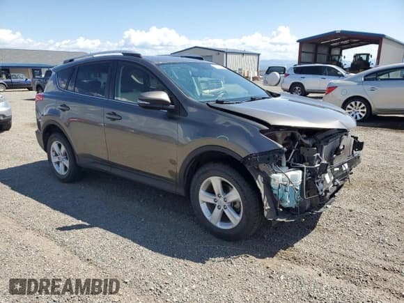 ✅ 2013 Toyota RAV4 XLE • VIN: JTMRFREV9DD026528 • Lot: 65563805. Listed on Copart with 172,982 mi. Free auction sales archive from the USA and detailed vehicle history report at DreamBid. Image 4.