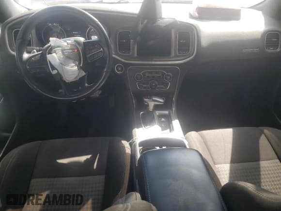 ✅ 2022 Dodge Charger R/T • VIN: 2C3CDXCT1NH172447 • Lot: 85591935. Listed on Copart with 82,833 mi. Free auction sales archive from the USA and detailed vehicle history report at DreamBid. Image 8.