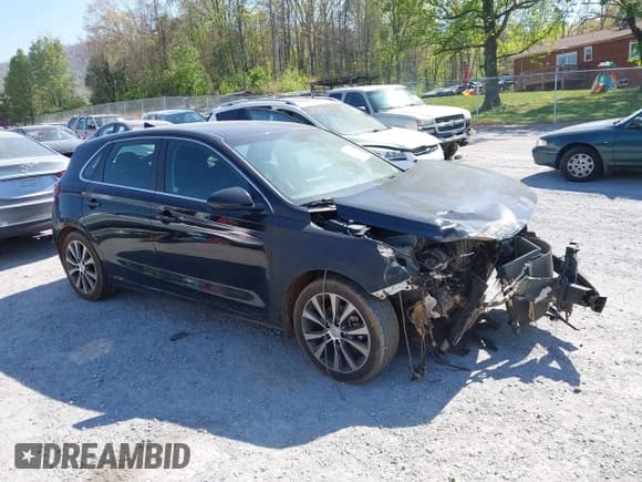 ✅ 2019 Hyundai Elantra • VIN: KMHH35LE4KU102259 • Lot: 42075775. Listed on IAAI with 75,830 mi. Free auction sales archive from the USA and detailed vehicle history report at DreamBid. Image 1.
