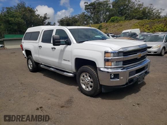 ✅ 2015 Chevrolet Silverado 2500HD LT • VIN: 1GC1KVEG6FF134812 • Lot: 57572305. Wystawiony na Copart z przebiegiem 61 323 mil. Bezpłatny archiwum sprzedaży aukcyjnych z USA i szczegółowy raport historii pojazdu na DreamBid. Zdjęcie 4.