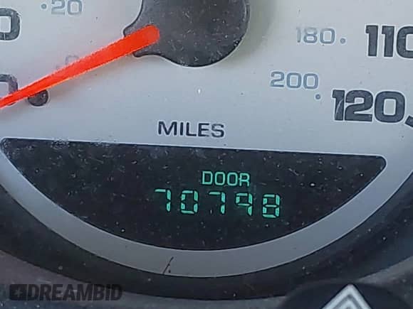 2005 Dodge Neon SXT с VIN 1B3ES56CX5D129816, выставлен на аукционе IAAI как лот 41739057 с пробегом 70 798 миль миль и . История ставок и продаж доступна на DreamBid. Изображение 15.